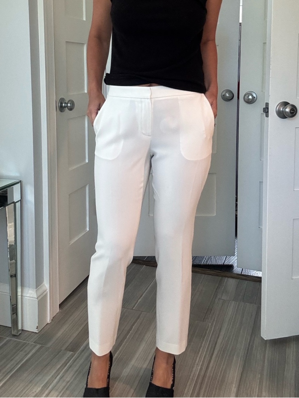 Theory Thaniel Z2 Maxyne Cream Tailored Ankle Trousers Size 4